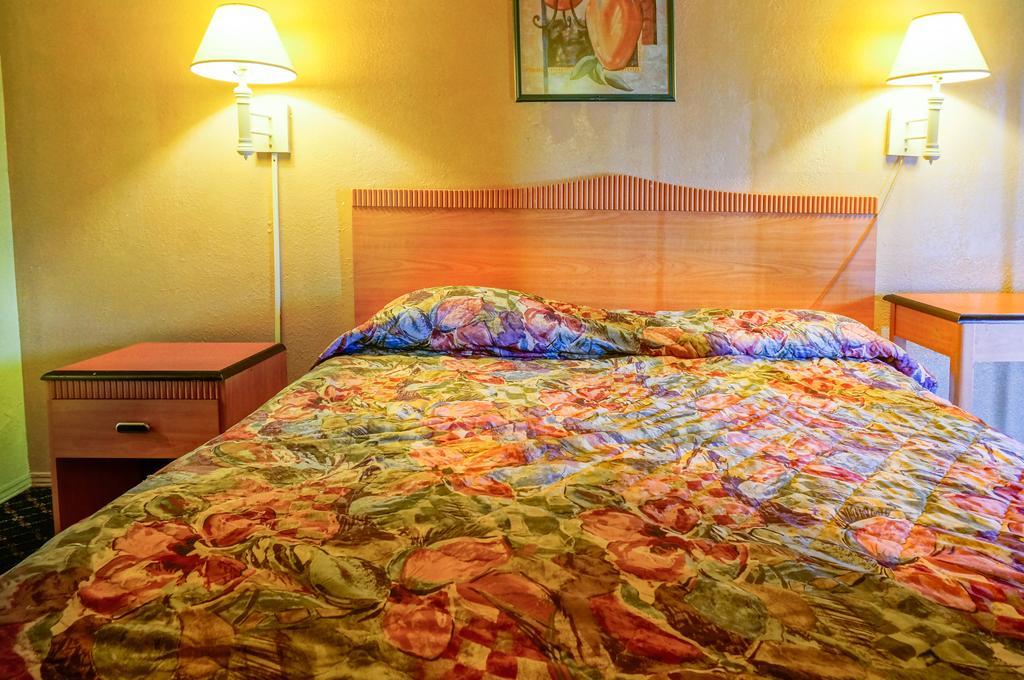 Silverbell Motel