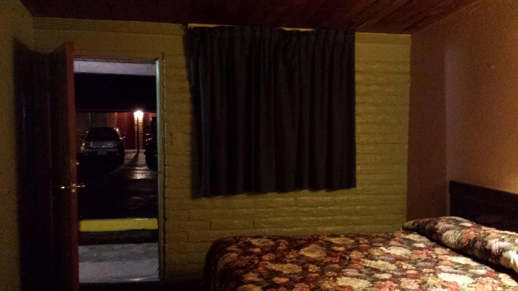 Silverbell Motel